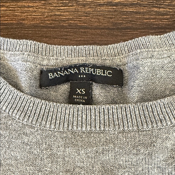Banana Republic Gray Cat Sweater XS - Picture 2 of 2